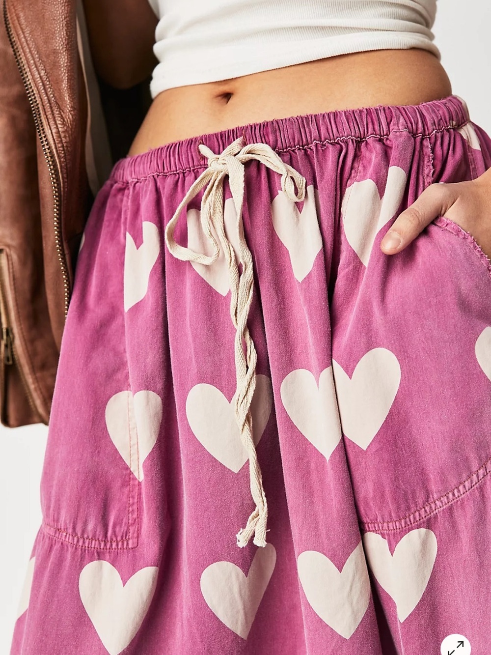 Magnolia Pearl Heart Garcon Penny Pants One Size - Picture 3 of 15